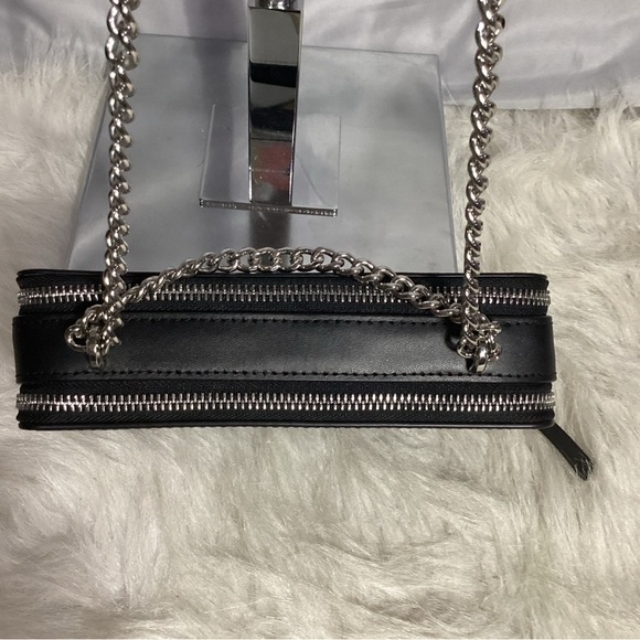 SOLD………Kate Spade Frosty Penguin Double Zip Leather Convertible Shoulder - Picture 7 of 13
